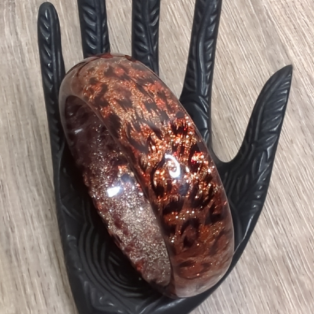 Vintage Y2K Leopard Print Glitter Resin Bangle Bracelet